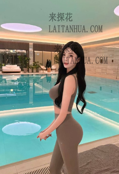 深圳南山白微微01年默契度高、身材完美