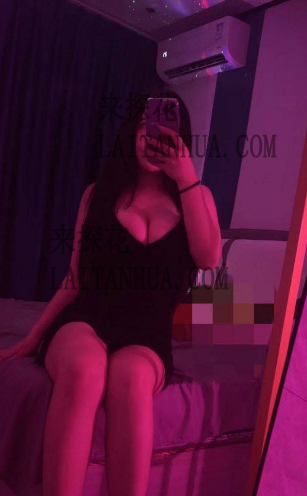 泉州石狮苏菲儿某个角度很像迪丽热巴