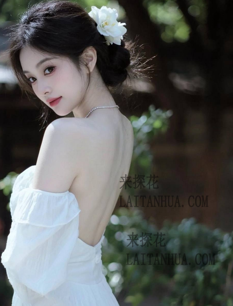 广州越秀悠悠身材高挑，玲珑有致