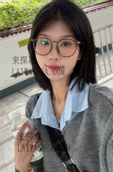 深圳龙华幺幺06年有腹肌马甲线