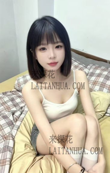 西安未央区觅七00后三点粉嫩，乳头小小的