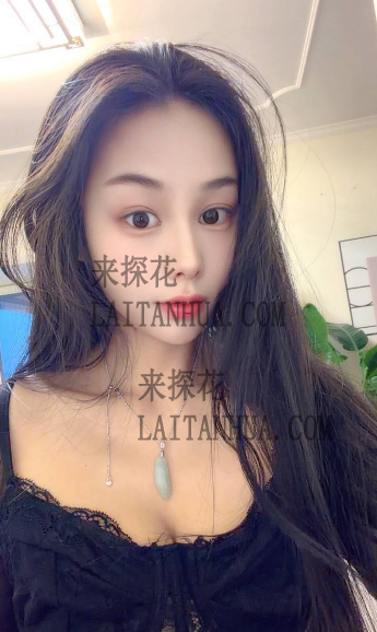 西安雁塔区秋雅颜值在线，身材很好！