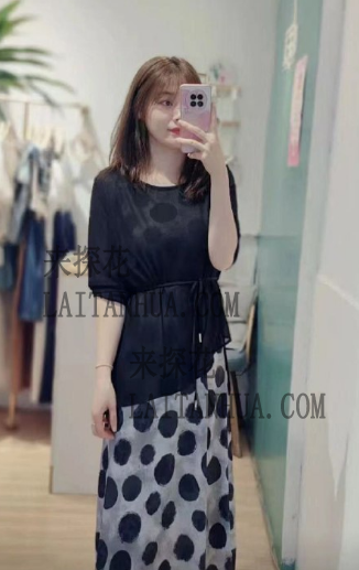 深圳龙岗瞌睡虫服装店经营不善下海兼职