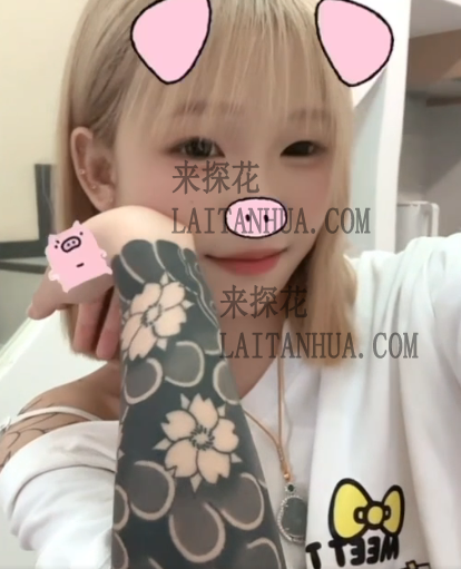 广州天河苏西精神小妹有纹身